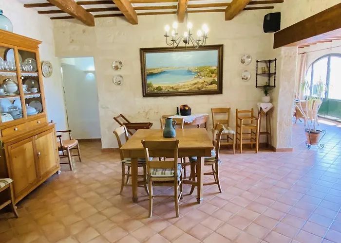 בית כפרי Toni אלאיור