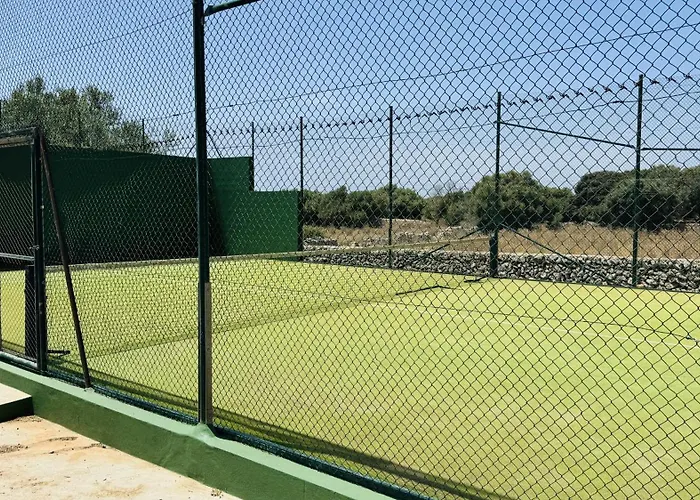 בית כפרי Toni